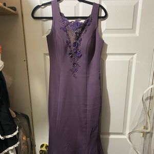 Size 4 purple gown.